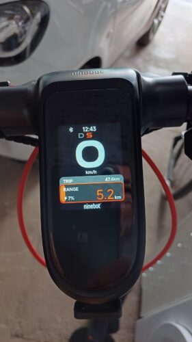 Segway-Ninebot MAX G2 D Electric Scooter for Adults – 70 km Range, 20 km/h Speed, Dual Suspension, Apple Find My, Road-Legal (EU) photo review