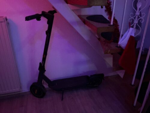 Segway-Ninebot MAX G2 D Electric Scooter for Adults – 70 km Range, 20 km/h Speed, Dual Suspension, Apple Find My, Road-Legal (EU) photo review