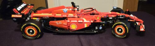 LEGO Technic Ferrari SF-24 F1 Car Model Kit 42207 – 1:8 Scale Buildable Set for Adults with V6 Engine, Gearbox & Adjustable Spoiler – Collectible F1 Display Gift for Racing Fans – 1,362 Pieces photo review