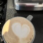 Breville Barista Max Espresso Machine – Integrated Bean Grinder, Milk Frother, 15 Bar Pump, 2.8L Tank, Stainless Steel Espresso, Latte & Cappuccino Maker photo review