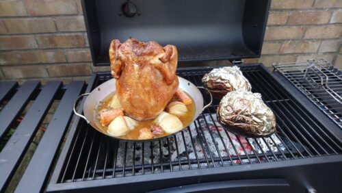 CosmoGrill Outdoor XL Charcoal Smoker BBQ Grill – Adjustable Charcoal Pan, Built-in Thermometer, 2 Side Tables, Chimney & Wheels – Portable Garden Barbecue Smoker photo review